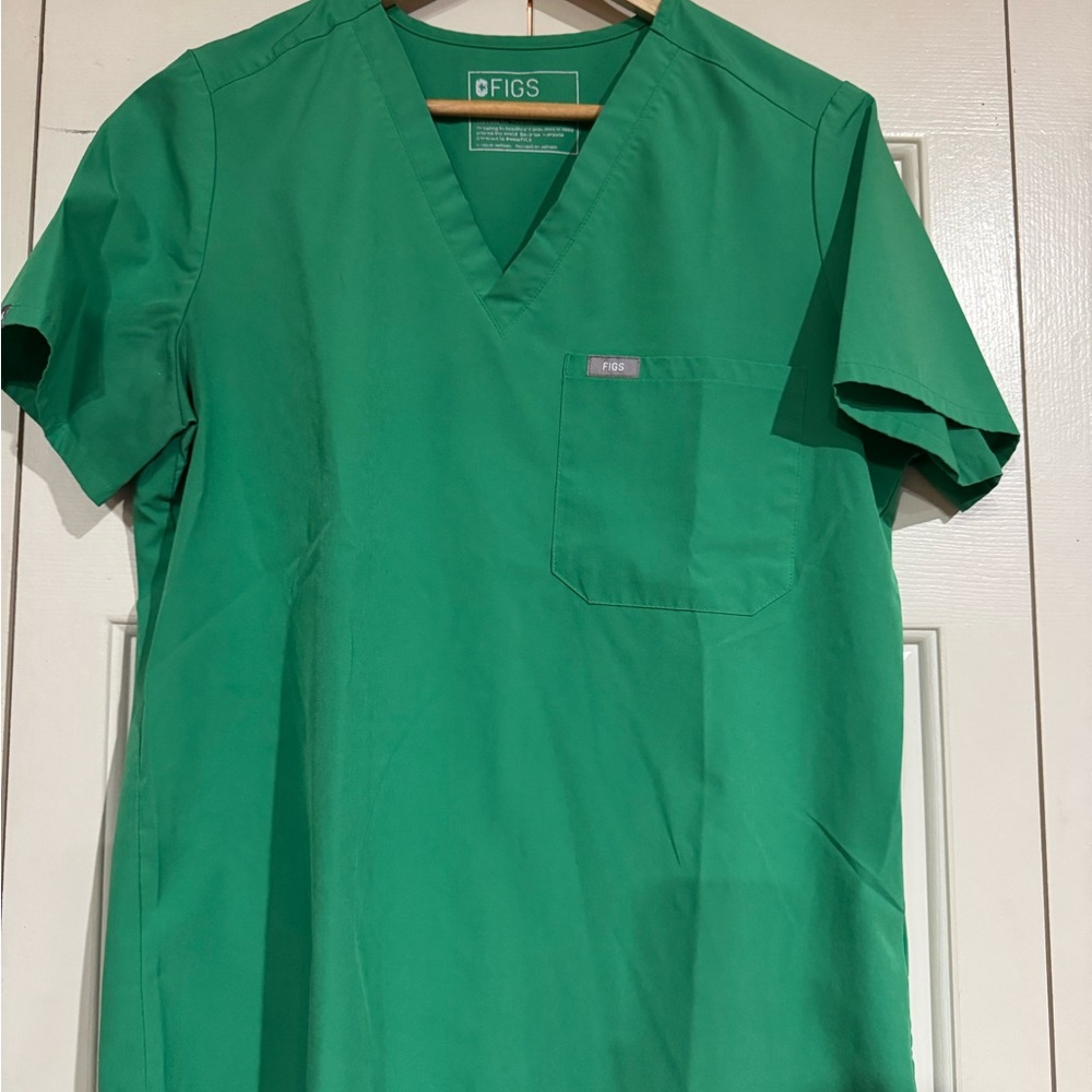 Figs Women’s Safety Green FREE-X Scrubs